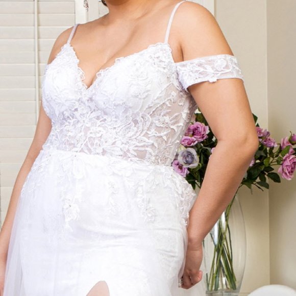 NEW SLEEVELESS OFF THE SHOULDER SHEATH WEDDING GOWN EMBROIDERED WITH LACE GL1946 - Picture 4 of 13